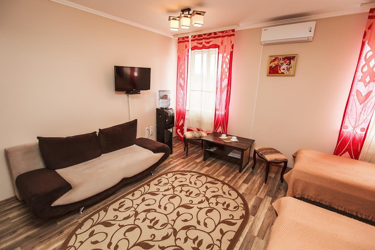 Slavyanskaya Hata Hotel Baranavichy Luaran gambar