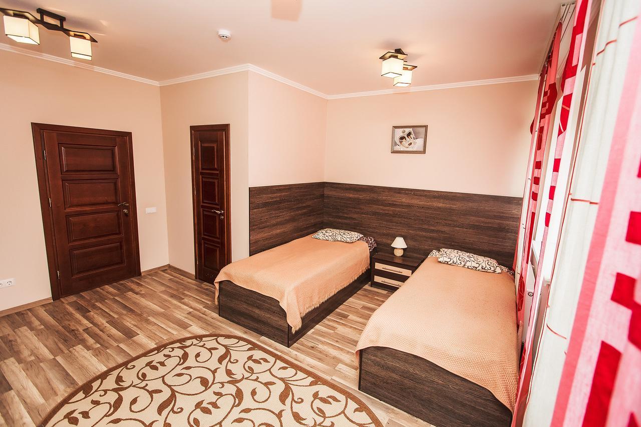 Slavyanskaya Hata Hotel Baranavichy Luaran gambar