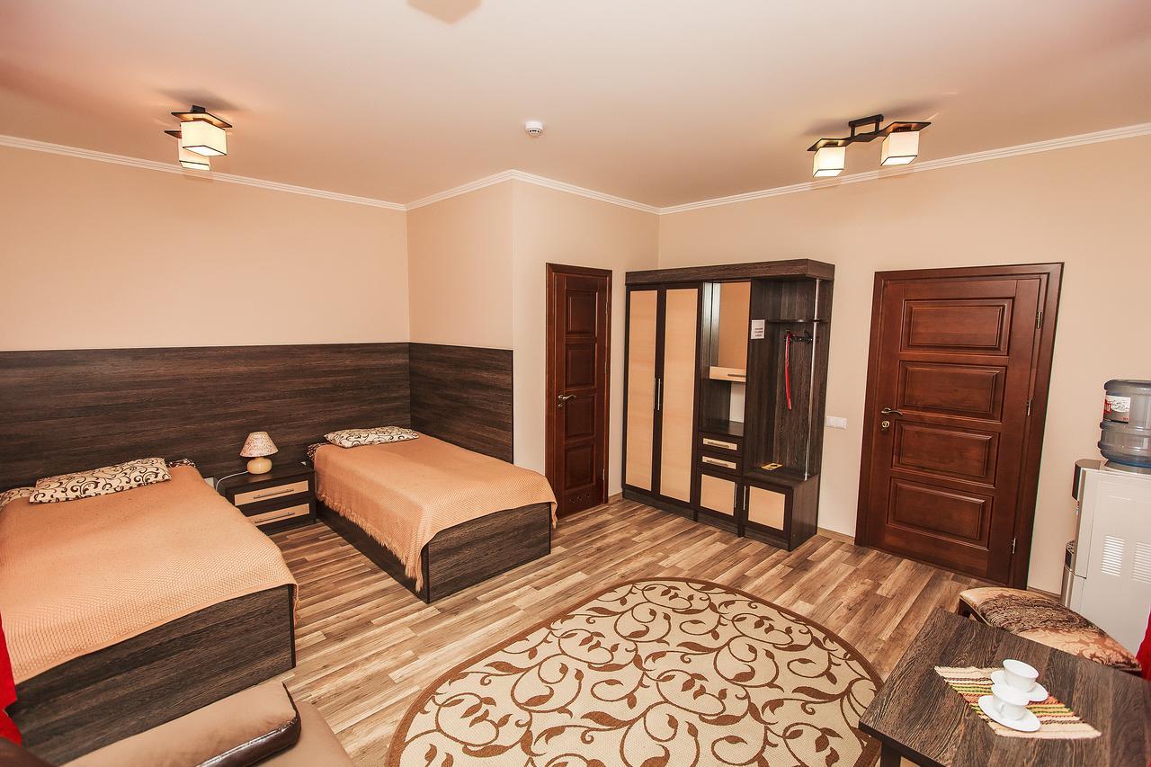Slavyanskaya Hata Hotel Baranavichy Luaran gambar