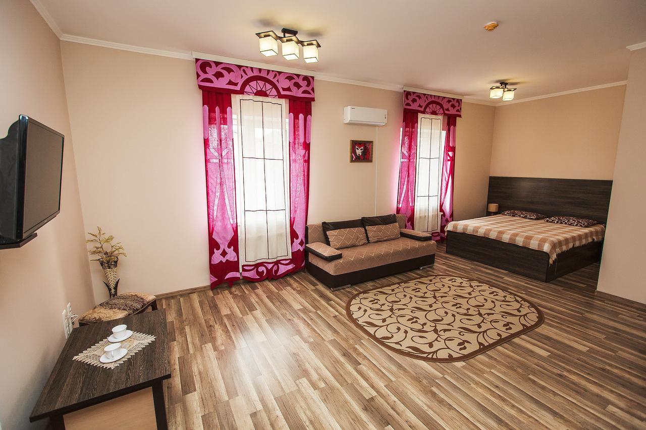 Slavyanskaya Hata Hotel Baranavichy Luaran gambar