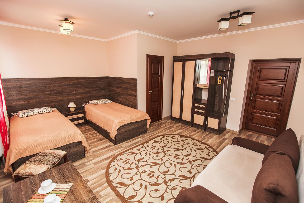 Slavyanskaya Hata Hotel Baranavichy Luaran gambar